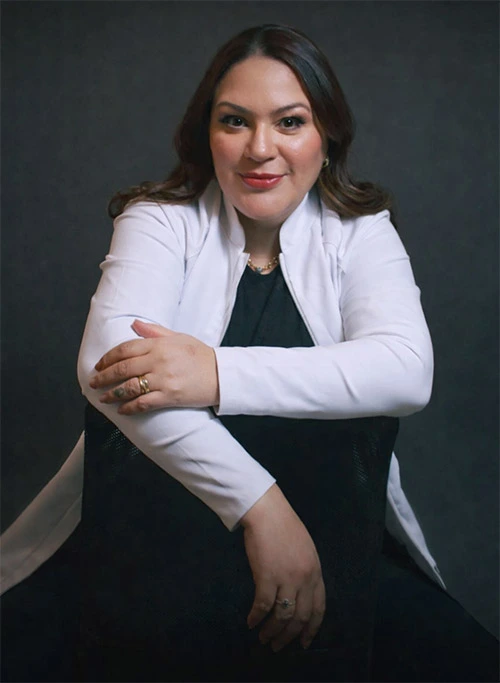 Dra. Patricia Campos, especialista em estética integrativa